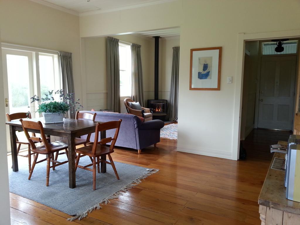 The Vicarage Martinborough Villa Rum bild